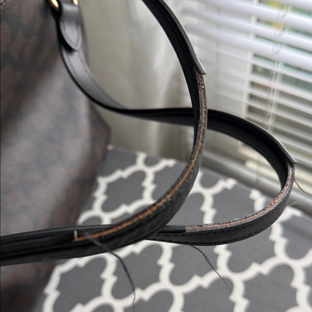 Coach Brown and Black Signature Tote with Gold Hardware - Picture 7 of 7